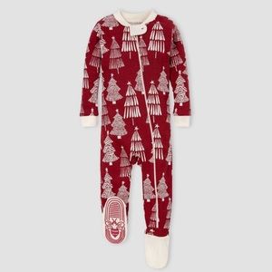 Burt’s Bees organic cotton footed pajamas 0-3month